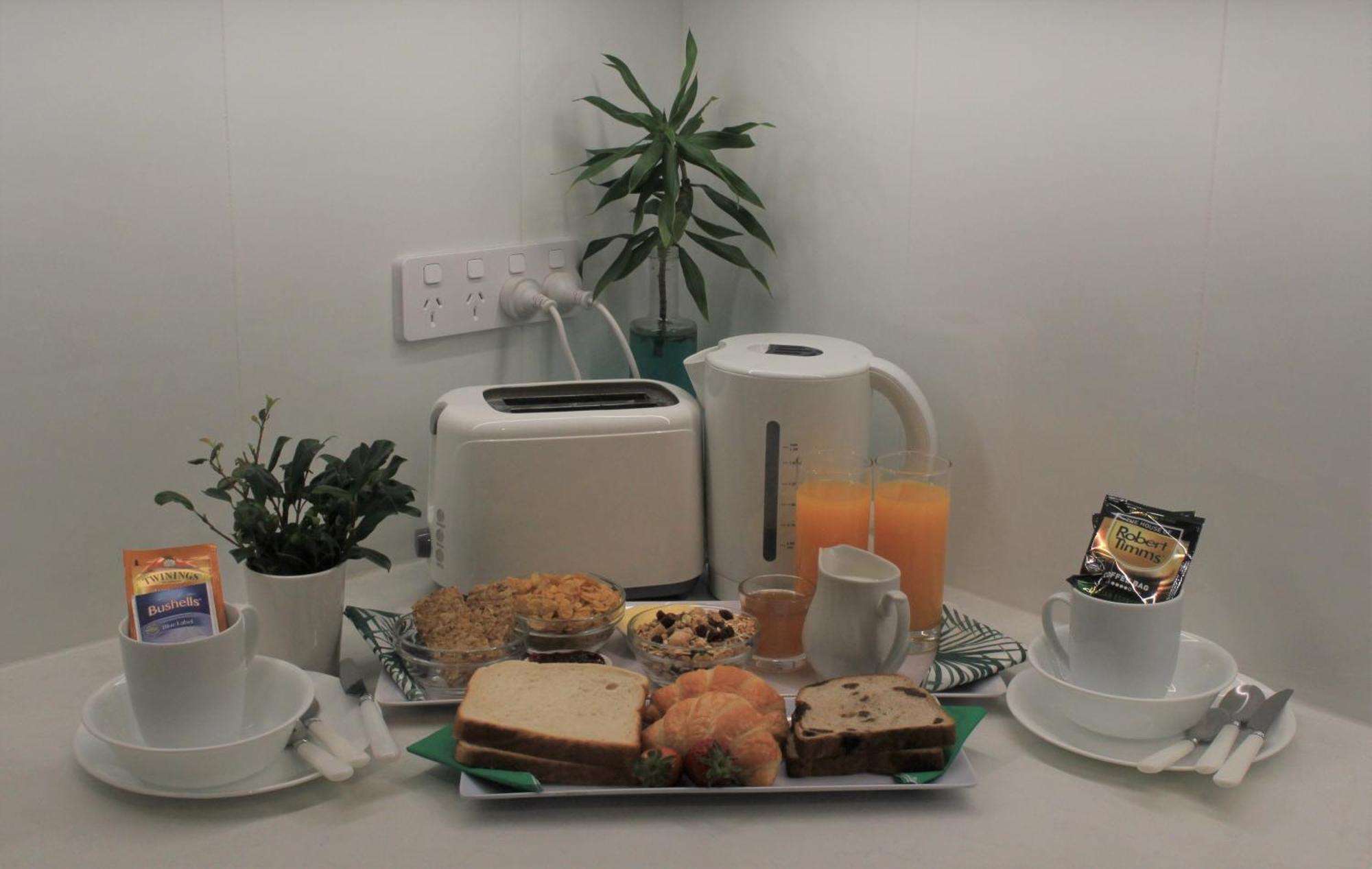 Bella Vista - Spectacular Ocean Views & Continental Breakfast Apartment Yeppoon Bagian luar foto